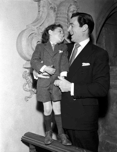 Walter-Pidgeon-with-child-actor-Christopher-Severn